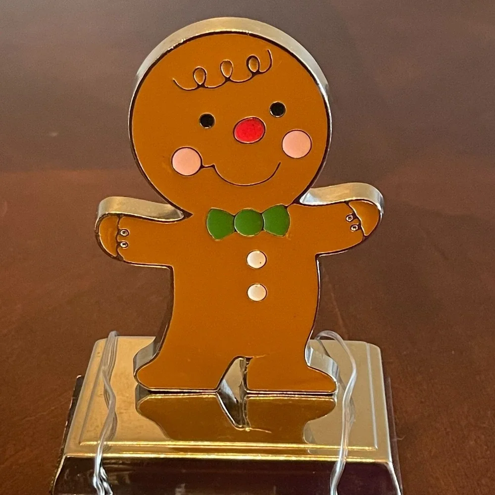 Gingerbread Man Stocking Holder The Christmas Shoppe Gold Metal Holiday‎ Decor